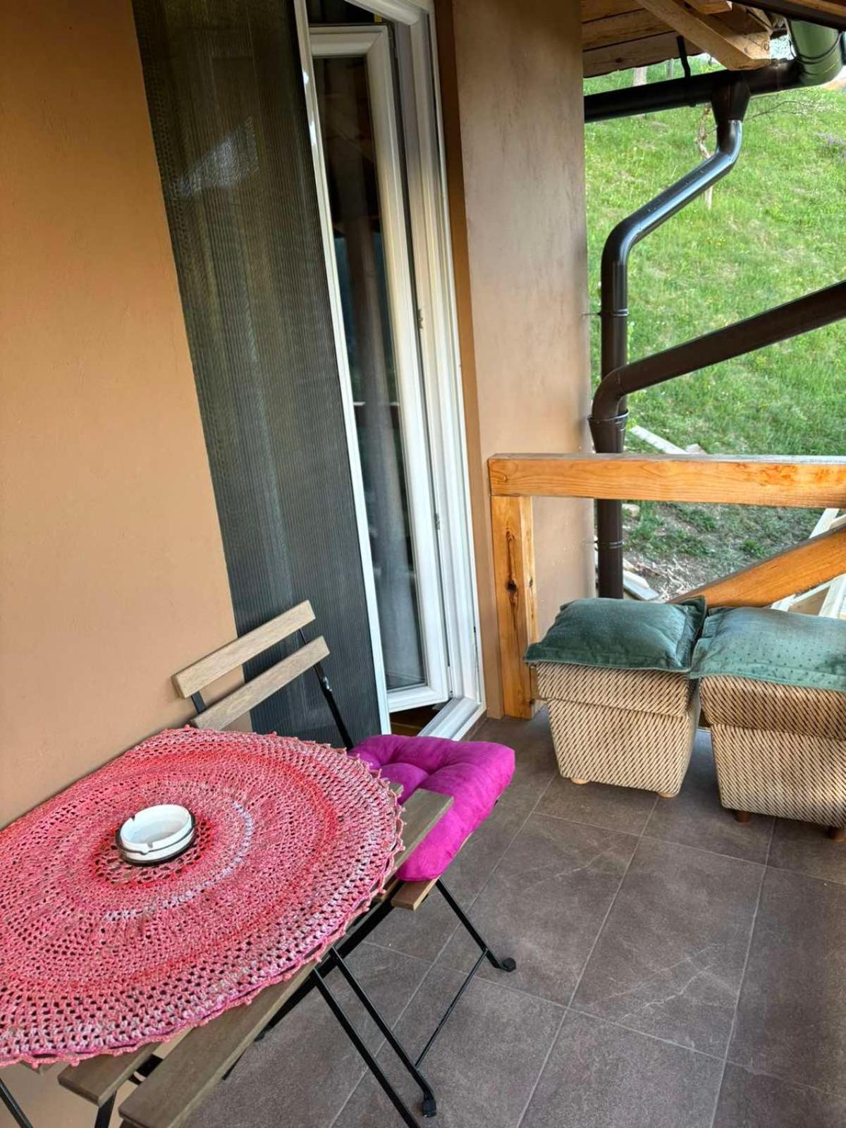 Ljubav Stara Zaovine Hotel Lazici Buitenkant foto